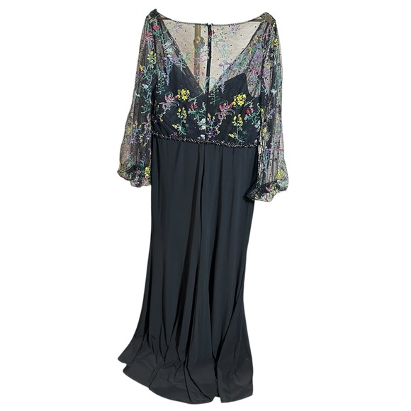 Mac Duggal Women's Size 14 Floral Embroidered Puff Sleeve Gown 79379 - Picture 7 of 12